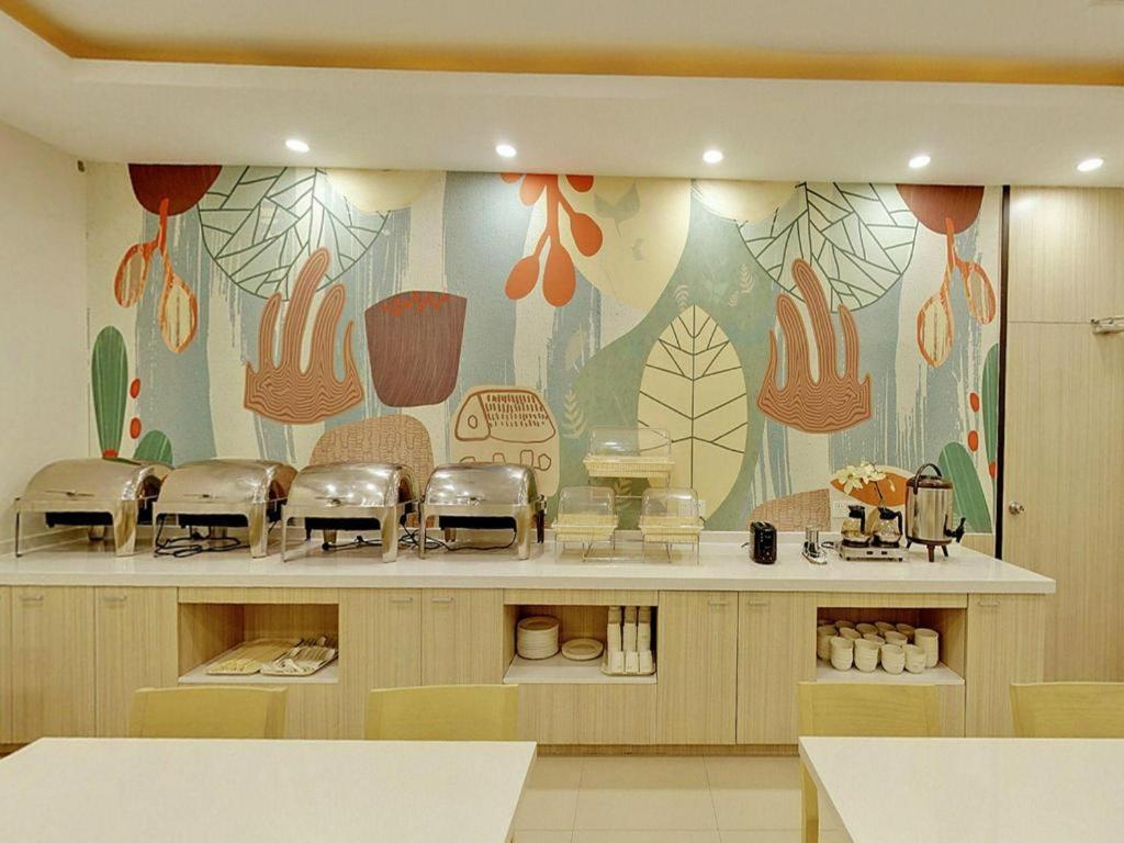Hanting Hotel Shanghai Babaiban Pudian Road Subway Station Extérieur photo